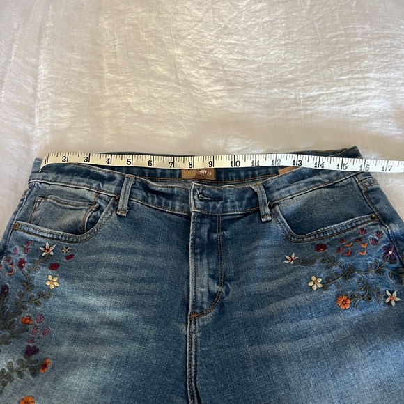 Driftwood Embroidered Jeans, Audrey Classic Fit Size 30 - Picture 12 of 13